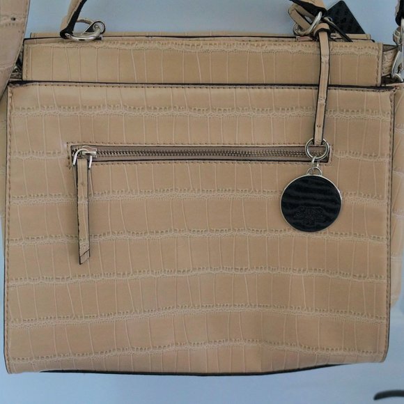 GUESS Women's Georgie Satchel Nut Handbag with matching wallet. - Picture 4 of 14